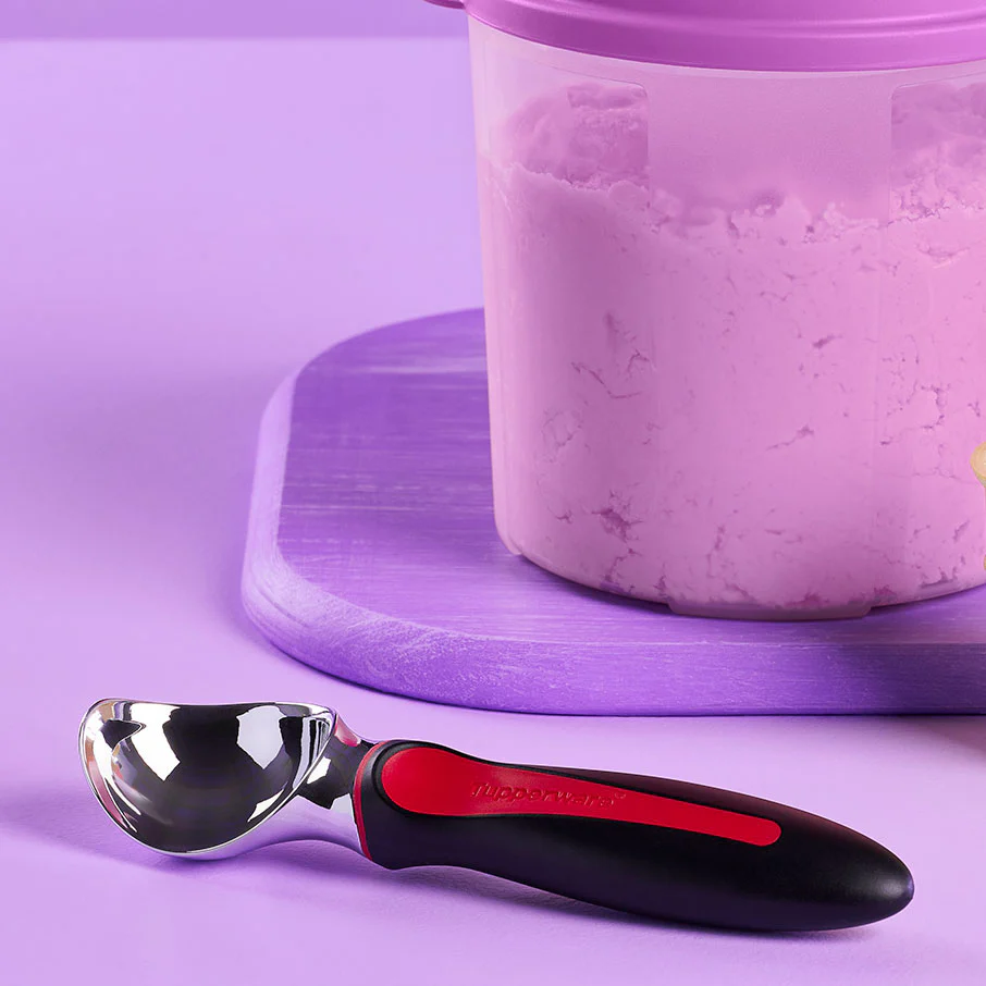 Tupperware® Ice Cream Scoop | Easy Grip Scooper for Frozen Desserts - Image 2